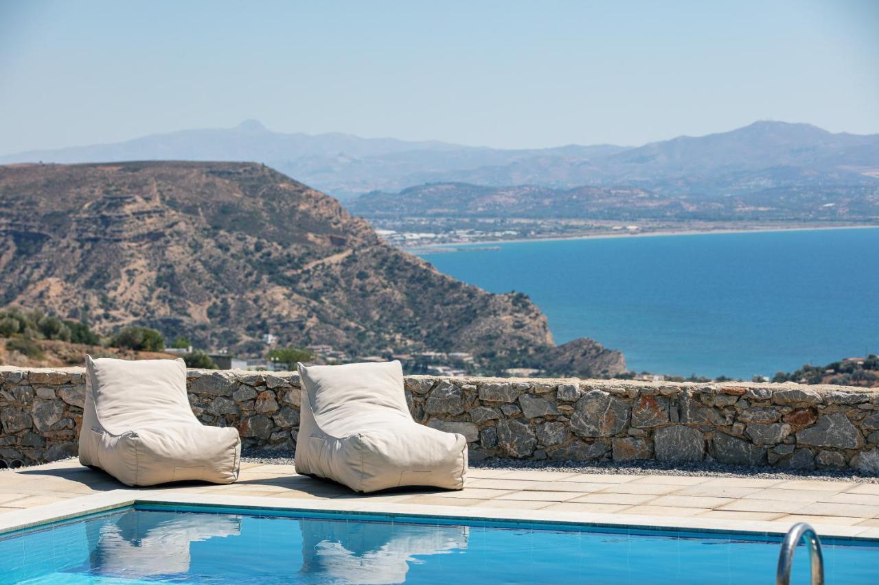 Evgoro Luxury Suites Agia Galini  Bagian luar foto
