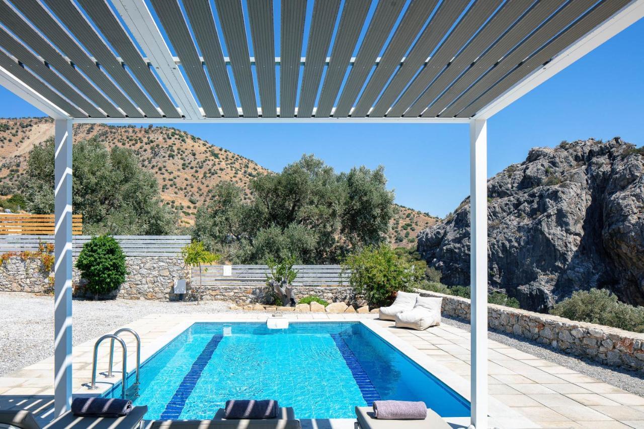 Evgoro Luxury Suites Agia Galini  Bagian luar foto