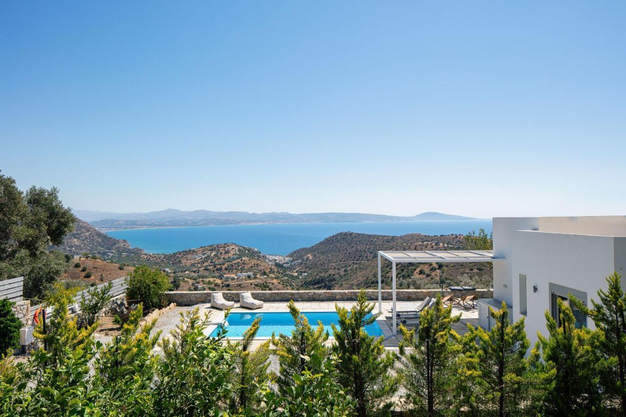 Evgoro Luxury Suites Agia Galini  Bagian luar foto