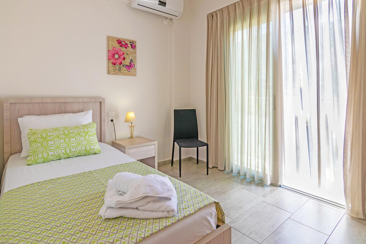 Evgoro Luxury Suites Agia Galini  Bagian luar foto